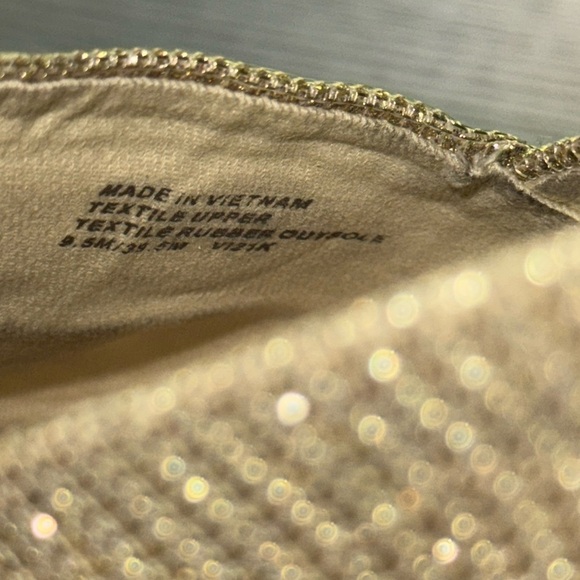 MICHAEL MICHAEL KORS Kendrick Glitter Chain-Mesh Slip-On Espadrille Light Gold - Picture 7 of 9